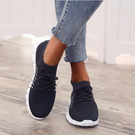 Damskie Sneakersy z Ażurową Cholewką na Białej Podeszwie
