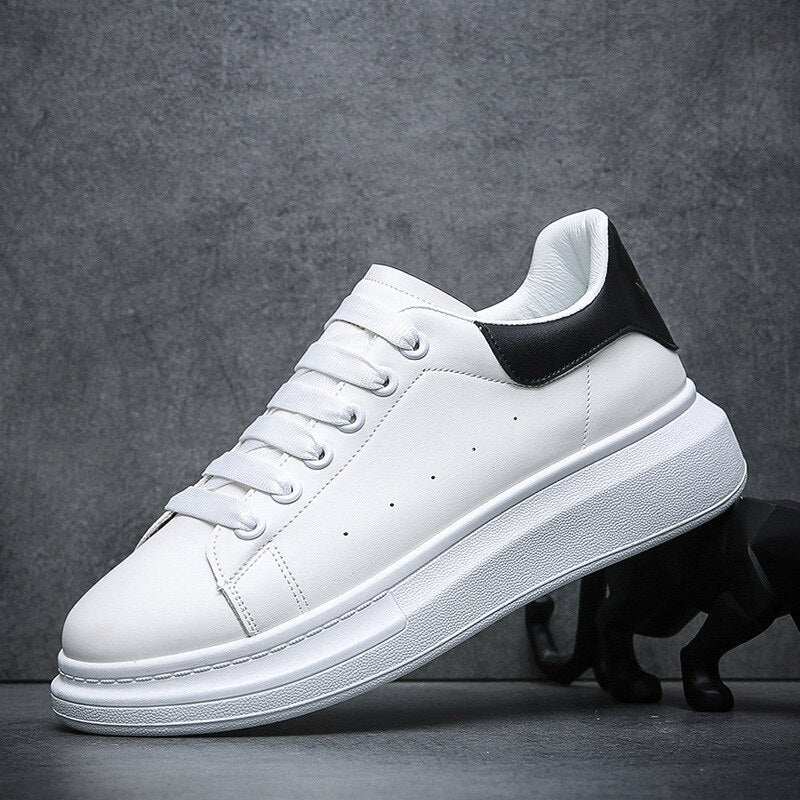 Męskie Sneakersy na Platformie z Kontrastowym Zapiętkiem