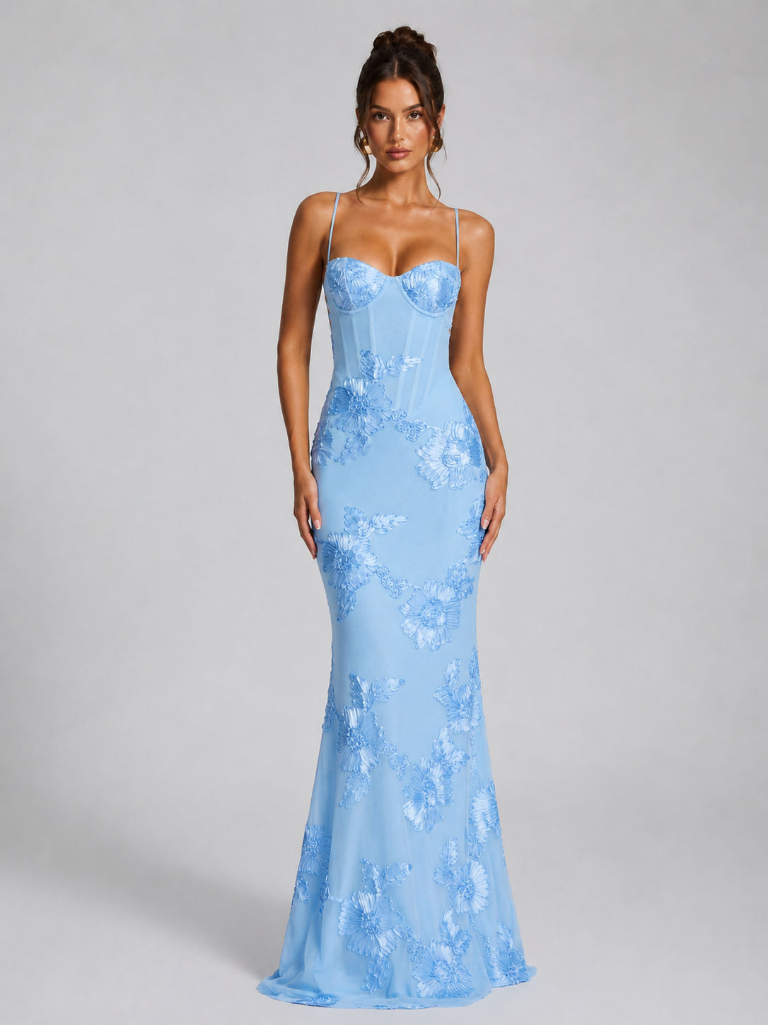 Letnia sukienka maxi w kwiaty | Elegancki letni fason
