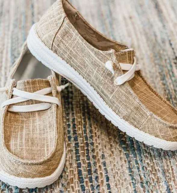 Damskie buty sznurowane o tekstylnej cholewce