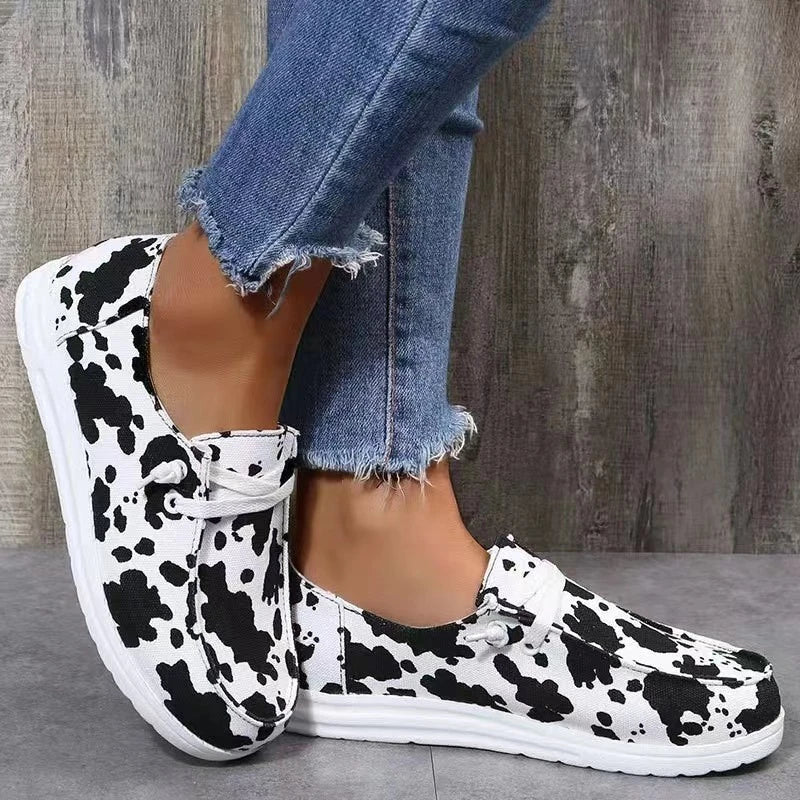 Damskie buty sznurowane o tekstylnej cholewce