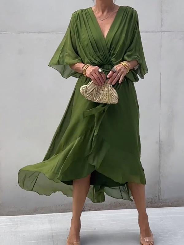 Elegancka sukienka z dekoltem V | Kobieca stylizacja na wyjątkowe okazje