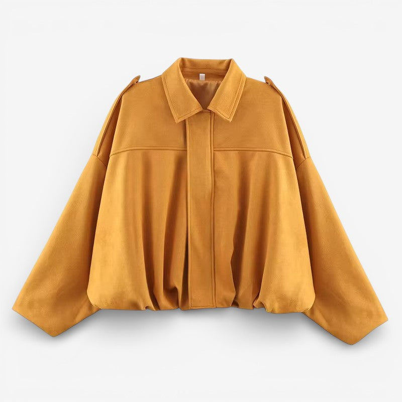 Damska kurtka zimowa o obszernym kroju kokonowym