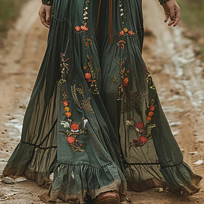Sukienka maxi w stylu boho z kwiatowym nadrukiem - sukienka letnia maxi na wesele i eleganckie okazje | Letni fason na co dzień i święta