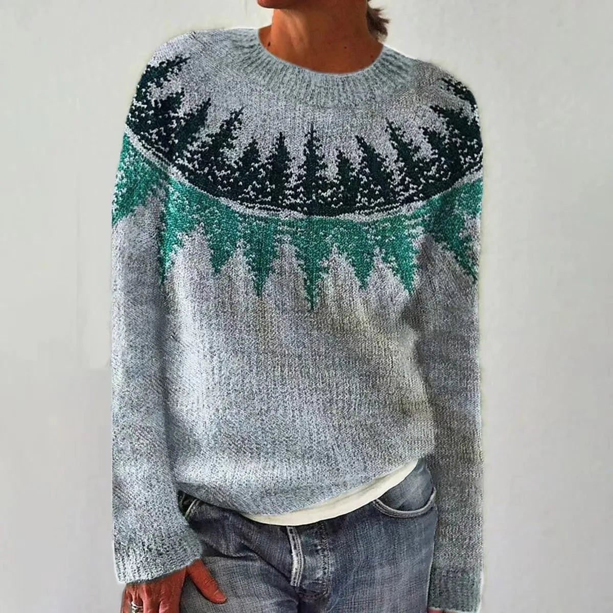 Damski sweter w nordycki wzór z kolorowymi pasami