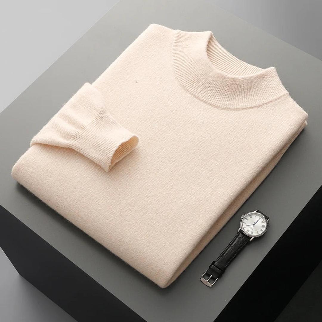 Sweter damski z półgolfem w gładkim splocie
