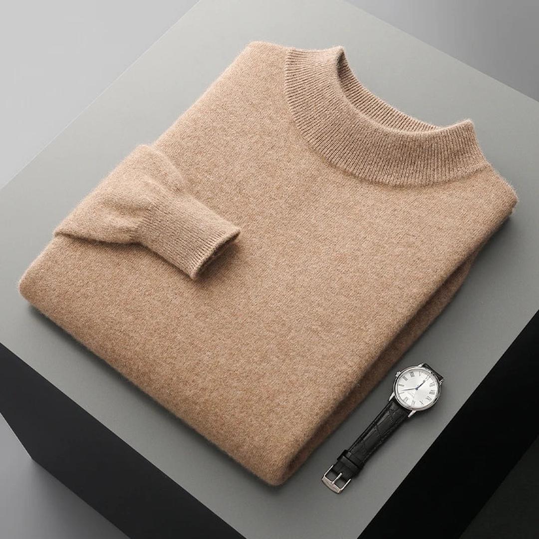 Sweter damski z półgolfem w gładkim splocie