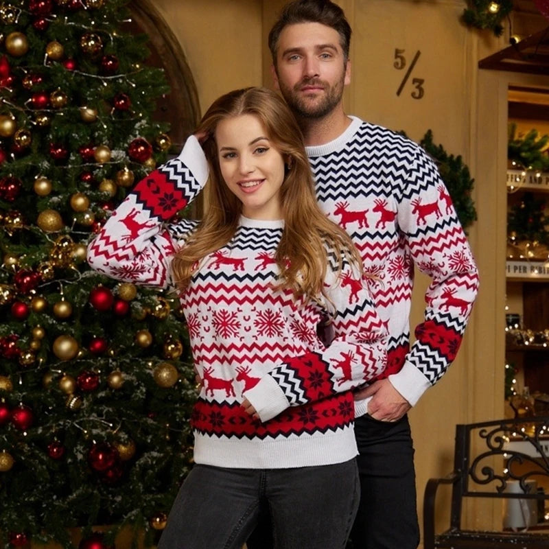 Sweter świąteczny w renifery i płatki śniegu